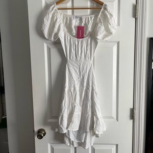 Woman’s Backless Linen Dress